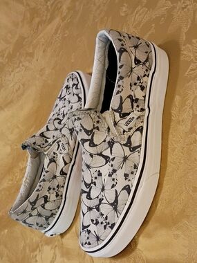 VANS Slip-On Butterfly Canvas Sneakers - White/Black Women's 9.5 Men's 8.0
